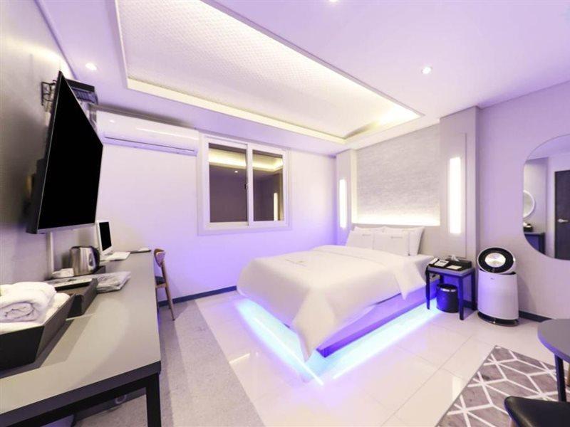 Ballantine Business Hotel Gwangju Metropolitan City Exterior foto