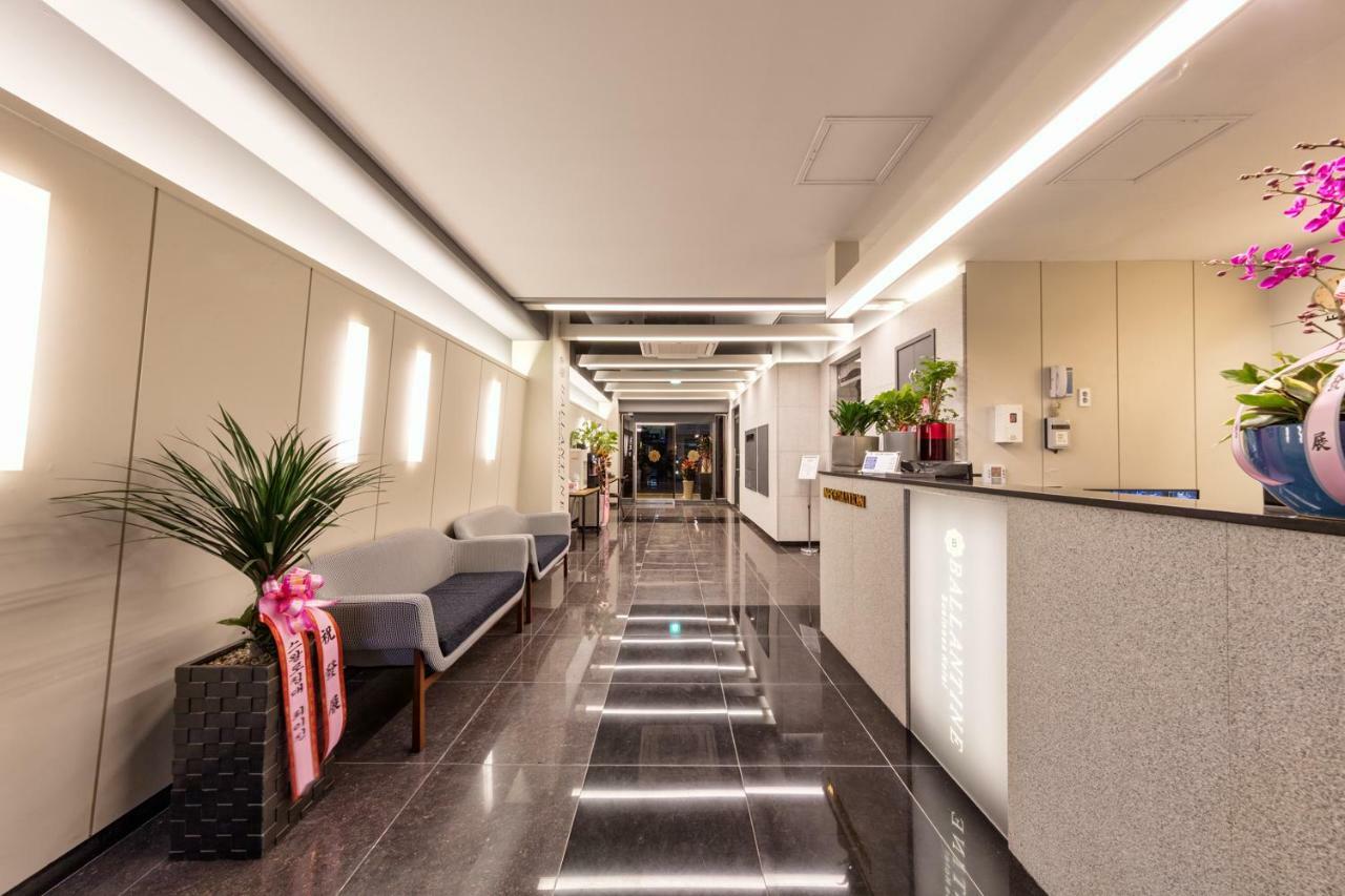 Ballantine Business Hotel Gwangju Metropolitan City Exterior foto